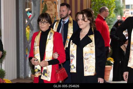 2 eme Spectacle de sélection du 47eme Festival International du cirque de Monte Carlo-stock-foto