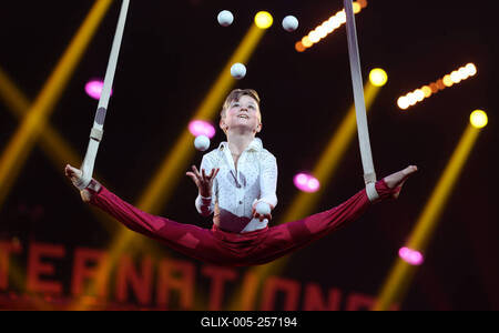 3eme Spectacle de sélection du 47eme Festival International du cirque de Monte Carlo-stock-foto