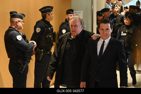 Appearance of French actor Gerard Depardieu at the Paris TGI, March 25, 2025-stock-foto