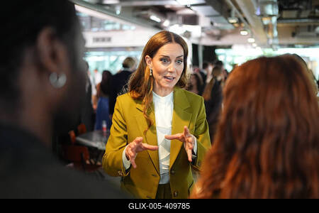 Kate Middleton at the British Fashion Council in London-stock-foto