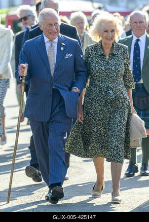 King Charles and Queen Camilla at Chelsea Flower Show-stock-foto