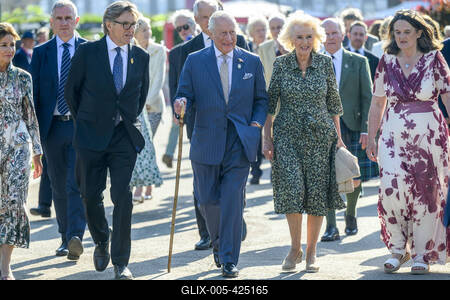 King Charles and Queen Camilla at Chelsea Flower Show-stock-foto