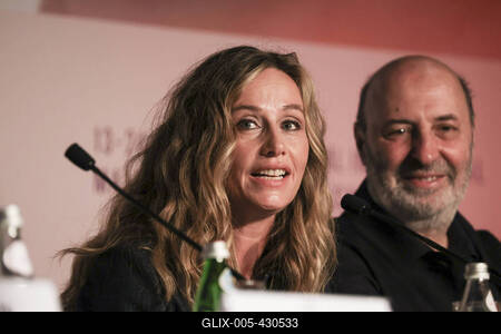 78eme Festival International du Film de Cannes. Conference de presse du film La venue de l'avenir. VOISIN-stock-foto