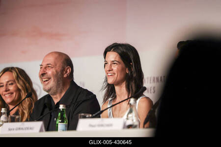 78eme Festival International du Film de Cannes. Conference de presse du film La venue de l'avenir. VOISIN-stock-foto