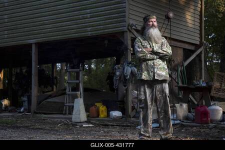 Phil Robertson in A&E s Duck Dynasty Los Angeles CA PUBLICATIONxINxGERxSUIxAUTxONLY Copyright xZac-stock-foto