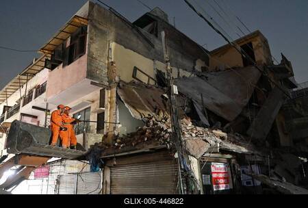 Three Storey Building Collapses In Rohini Area Of Delhi-stock-foto