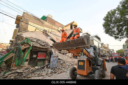 Three Storey Building Collapses In Rohini Area Of Delhi-stock-foto