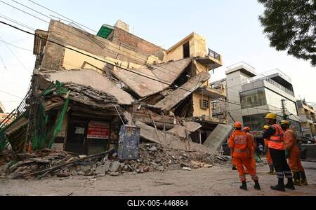 Three Storey Building Collapses In Rohini Area Of Delhi-stock-foto