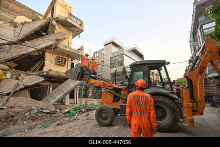 Three Storey Building Collapses In Rohini Area Of Delhi-stock-foto
