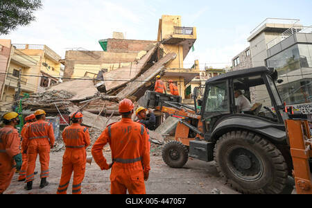 Three Storey Building Collapses In Rohini Area Of Delhi-stock-foto
