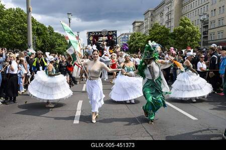 Karneval der Kulturen in Berlin-stock-foto