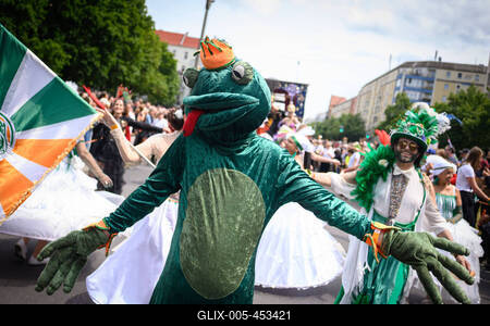 Berlin, Eindr?cke vom Karneval der Kulturen-stock-foto