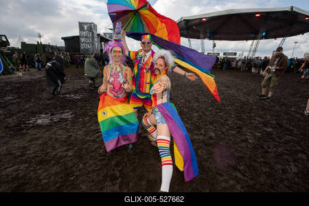 Wacken 2025 Fans trotzem dem angesagten Regen-stock-foto