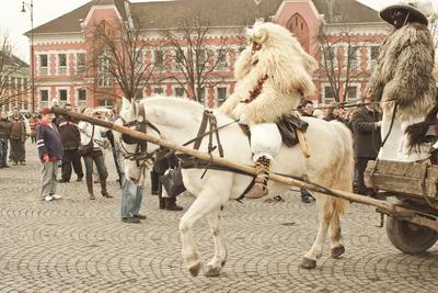 A busójárás, mint népszokási örökség, az UNESCO az Emberiség Szellemi Kulturális Örökség reprezentatív listájára került fel 2009-ben.-stock-foto