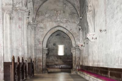 Felújítják a csodaszép, 800 éves jáki templomot-stock-foto