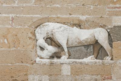 Felújítják a csodaszép, 800 éves jáki templomot-stock-foto