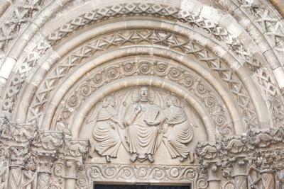 Felújítják a csodaszép, 800 éves jáki templomot-stock-foto