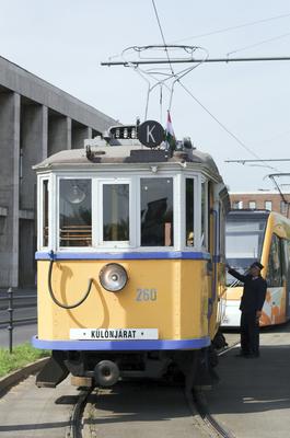 Nosztalgia villamos Debrecenben-stock-foto