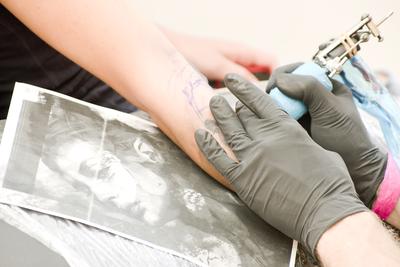 Tetováló Fesztivál Debrecen 2018-stock-foto