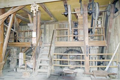 A túristvándi vízimalom a Szabolcs-Szatmár-Bereg megyei Túristvándiban található, a Túr egyik ágán (Öreg-Túr). A műemlék, még működőképes vízimalom ma múzeumként funkcionál és egész évben látogatható-stock-foto