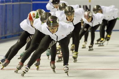 A 2020-as debreceni rövidpályás gyorskorcsolya Európa-bajnokság előtt, április 30-án nyílt edzést tartott a magyar válogatott a debreceni Főnix csarnokban.-stock-foto