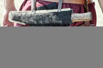 Minden évben megrendezik a hagyományos ősök iránti megemlékezést a Kurultajt, a  honfoglalás alkalmából az Ópusztaszerben található Árpád emlékhelynél.-stock-foto