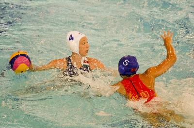 Hungary-China woman waterpolo-stock-foto