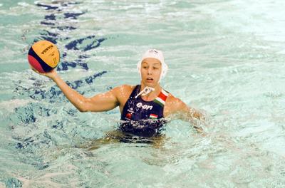 Hungary-China woman waterpolo-stock-foto