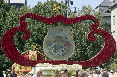 Flowerart car carnival 2020 Hungary/Debrecen-stock-foto