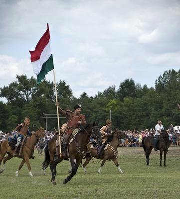 Kurultaj – Magyar Törzsi Gyűlés Bugacon-stock-foto