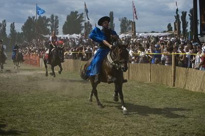 Kurultaj – Magyar Törzsi Gyűlés Bugacon-stock-foto