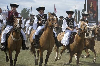 Kurultaj – Magyar Törzsi Gyűlés Bugacon-stock-foto