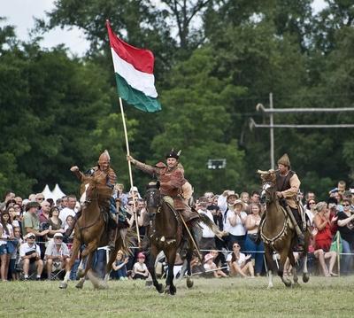 Kurultaj – Magyar Törzsi Gyűlés Bugacon-stock-foto