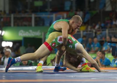 Bácsi Péter - Daniel Aleksandrov-stock-foto