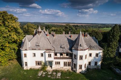 Hoyos-kastély, Lad-stock-foto