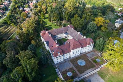 Apponyi-kastély, Hőgyész-stock-foto