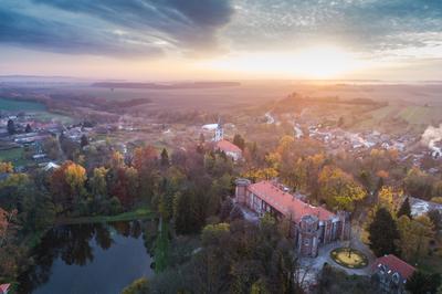 Benyovszky-kastély, Görcsöny-stock-photo