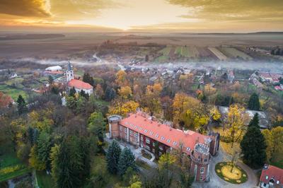 Benyovszky-kastély, Görcsöny-stock-photo