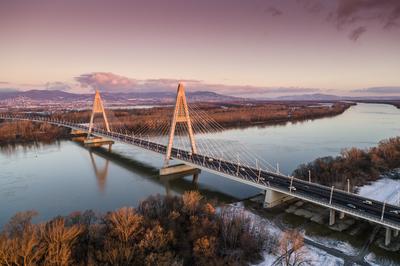 Megyeri híd, Budapest-stock-photo