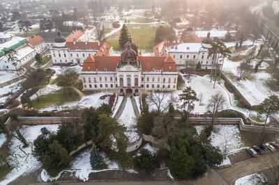 Grassalkovich-kastély. Gödöllő-stock-photo