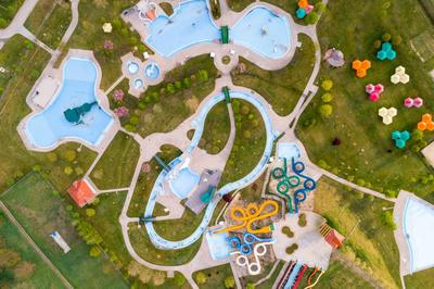 AquaCity Vízicsúszda- és Élménypark, Zalaegerszeg-stock-photo