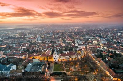 Pécs madártávlatból-stock-foto