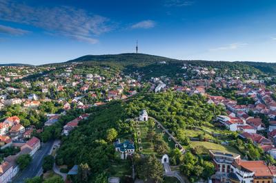 Pécs madártávlatból-stock-foto