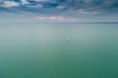 Vitorlás a Balatonon-stock-photo