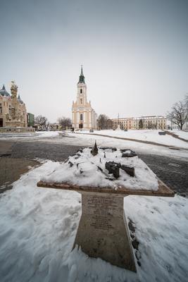 Szekszárd, a Béla király tér télen-stock-foto