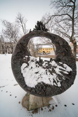 Szekszárd, a Béla király tér télen-stock-foto