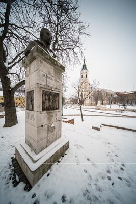 Szekszárd, a Béla király tér télen-stock-foto