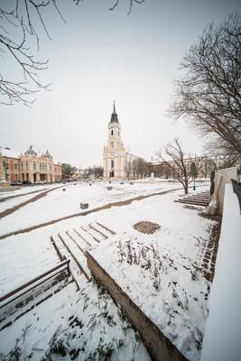 Szekszárd, a Béla király tér télen-stock-foto