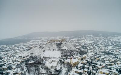 Beautiful panoramaic view of Fortress of Sumeg, Hungary at winter-stock-foto