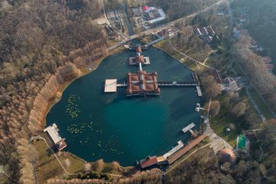 Aerial photo of thermal lake in Heviz, Hungary-stock-foto